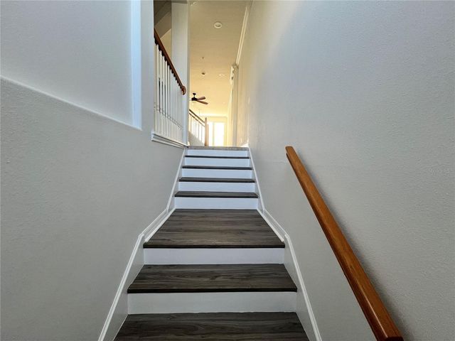 4303 SPINNAKER COVE LANE, Tampa, FL 33615