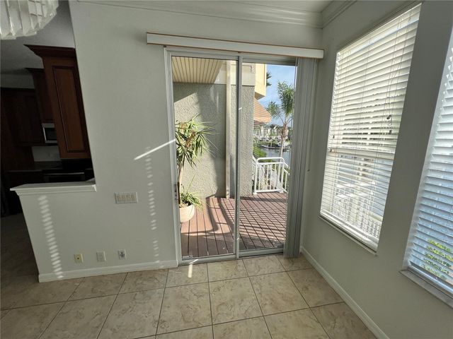 4303 SPINNAKER COVE LANE, Tampa, FL 33615