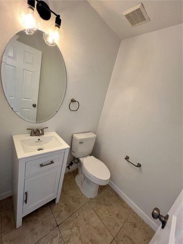 4303 SPINNAKER COVE LANE, Tampa, FL 33615