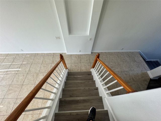 4303 SPINNAKER COVE LANE, Tampa, FL 33615