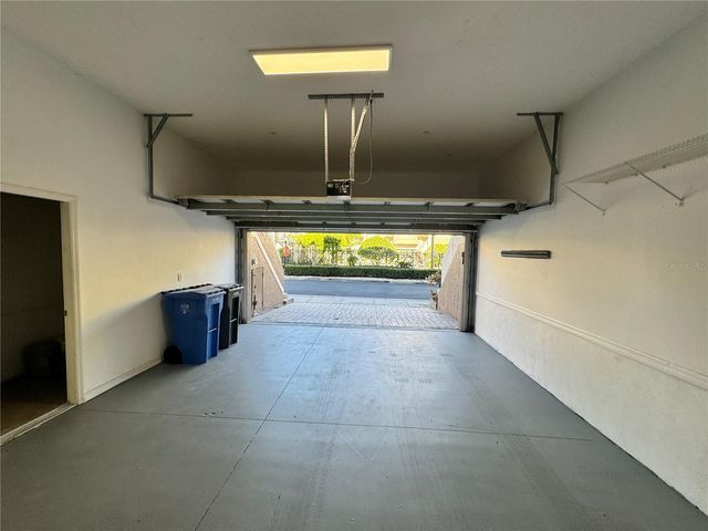 4303 SPINNAKER COVE LANE, Tampa, FL 33615