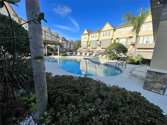 4303 SPINNAKER COVE LANE, Tampa, FL 33615