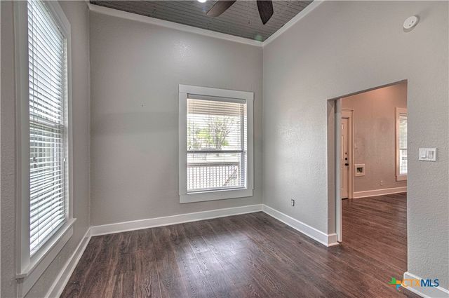 111 N 5th Street, Temple, TX 76501