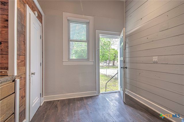 111 N 5th Street, Temple, TX 76501