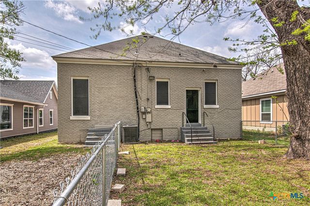 111 N 5th Street, Temple, TX 76501
