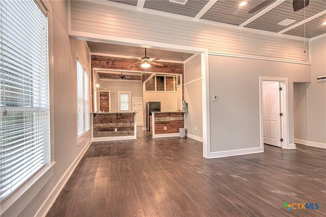 111 N 5th Street, Temple, TX 76501