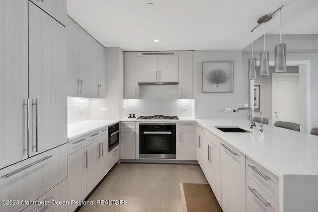 20 Melrose Terrace 206, Long Branch, NJ 07740