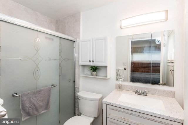 455 SNOWBALL DR, Levittown, PA 19056
