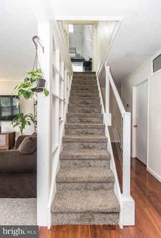 455 SNOWBALL DR, Levittown, PA 19056