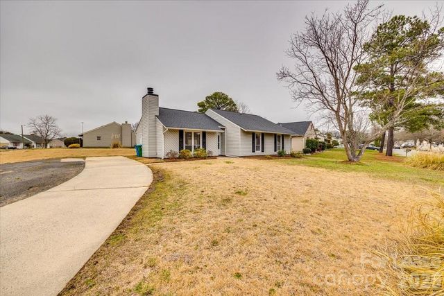 10932 Copperfield Drive, Pineville, NC 28134