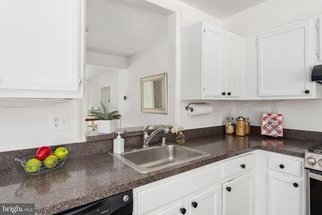 10456 MALONE CT, Fairfax, VA 22032