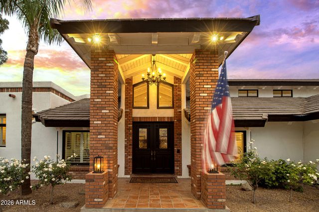 3411 E FOUNTAIN Street, Mesa, AZ 85213