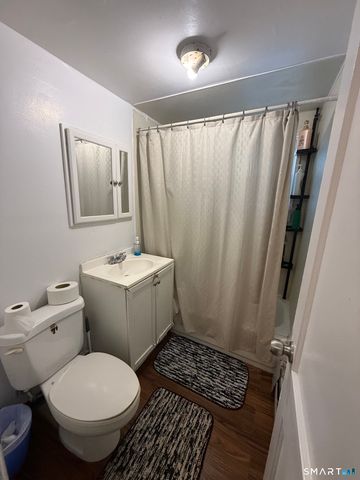 220 Priscilla Street, Bridgeport, CT 06610