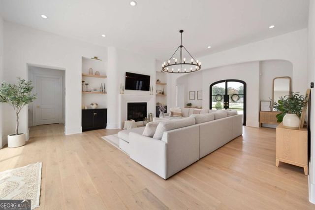 1054 Dee Kennedy Road, Auburn, GA 30011