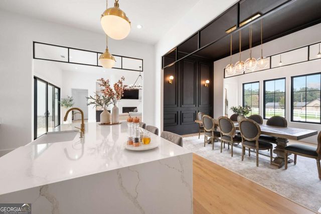 1054 Dee Kennedy Road, Auburn, GA 30011