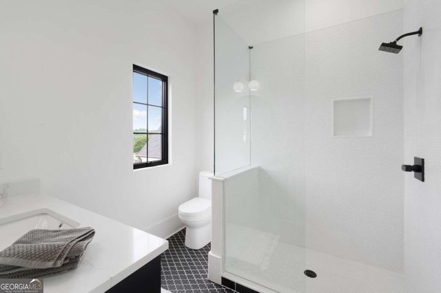 1054 Dee Kennedy Road, Auburn, GA 30011