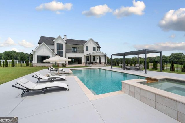 1054 Dee Kennedy Road, Auburn, GA 30011