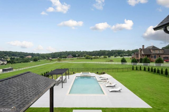 1054 Dee Kennedy Road, Auburn, GA 30011