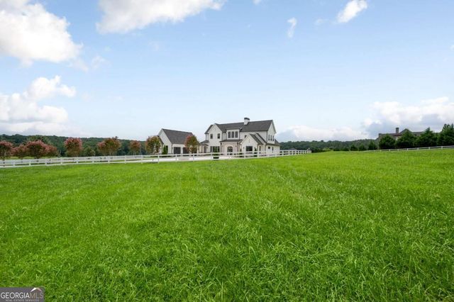 1054 Dee Kennedy Road, Auburn, GA 30011