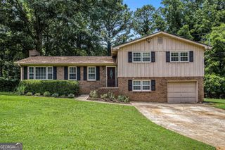 396 Stockwood Drive, Woodstock, GA 30188