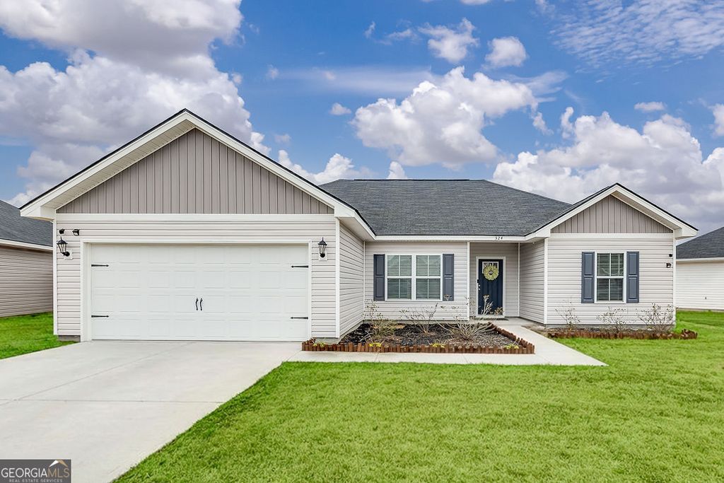 324 Abode Avenue, Hinesville, GA 31313