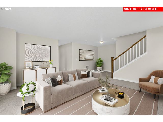 12818 Se MEADEHILL Ave, Happy Valley, OR 97086