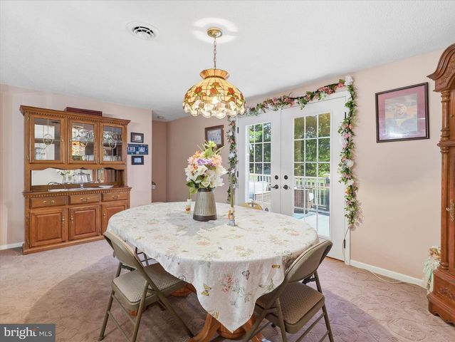 21925 BEAVERBROOK DR, Smithsburg, MD 21783