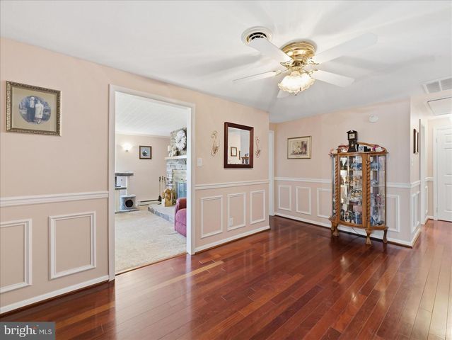 21925 BEAVERBROOK DR, Smithsburg, MD 21783