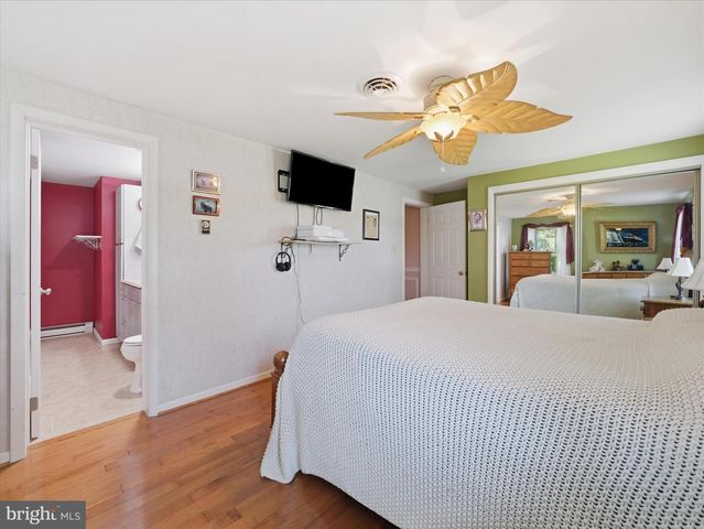 21925 BEAVERBROOK DR, Smithsburg, MD 21783