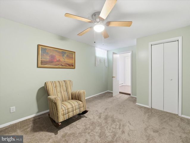 21925 BEAVERBROOK DR, Smithsburg, MD 21783