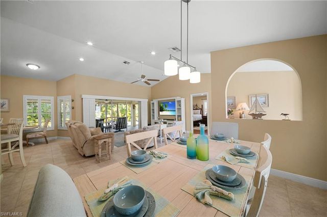 2801 NW 7th ST, Cape Coral, FL 33993