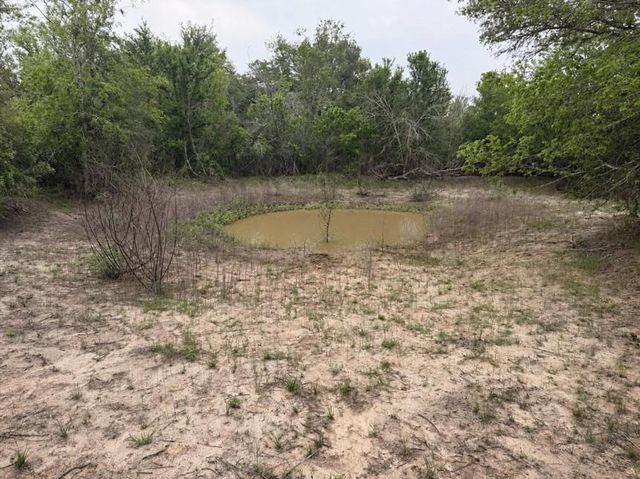 958 Cr 456, Gonzales, TX 78629