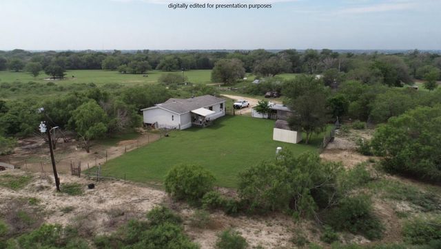 958 Cr 456, Gonzales, TX 78629