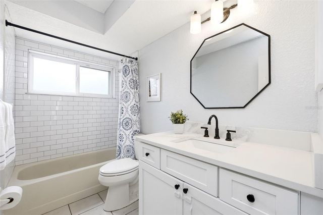 8636 ALEGRE CIR, Orlando, FL 32836