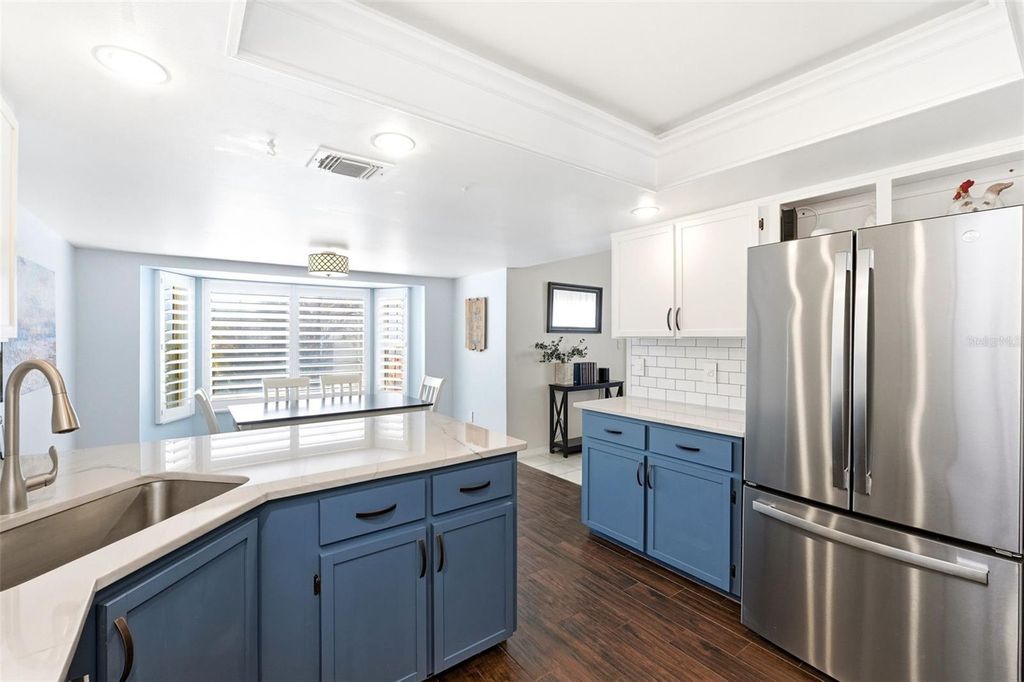 Image 12 of property listing at 8636 ALEGRE CIR, Orlando, FL 32836