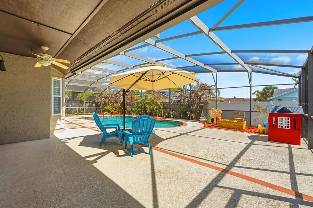 Image 23 of property listing at 8636 ALEGRE CIR, Orlando, FL 32836