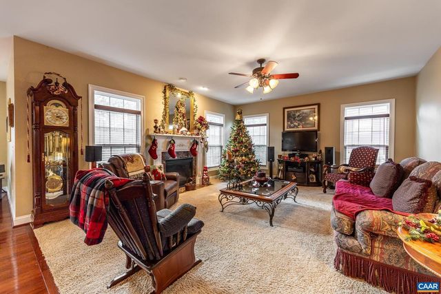 2 FOREST CT, Zion Crossroads, VA 22942