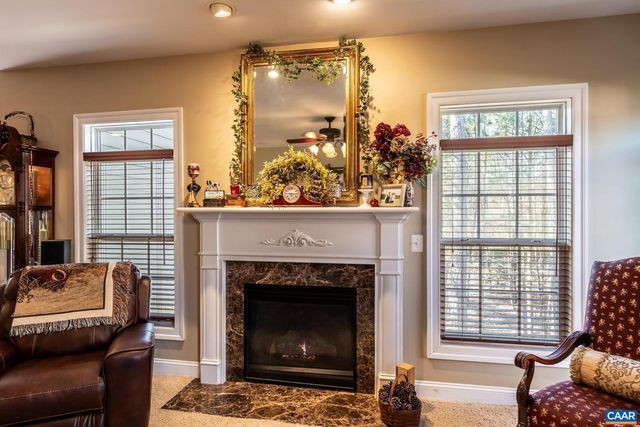 2 FOREST CT, Zion Crossroads, VA 22942