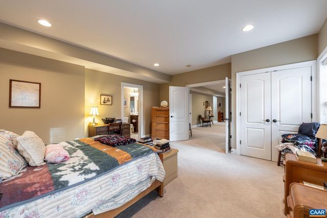 2 FOREST CT, Zion Crossroads, VA 22942