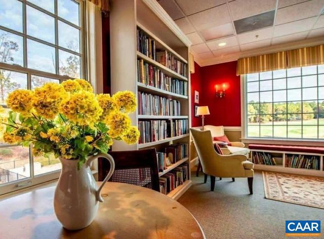 2 FOREST CT, Zion Crossroads, VA 22942