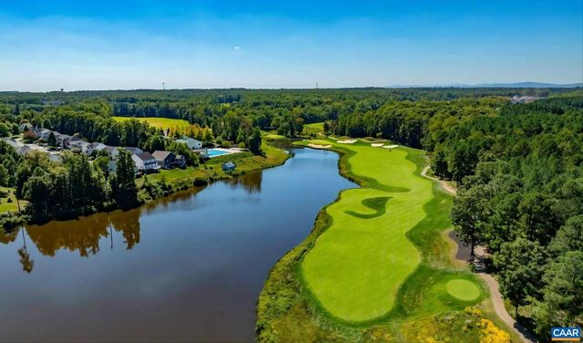 2 FOREST CT, Zion Crossroads, VA 22942