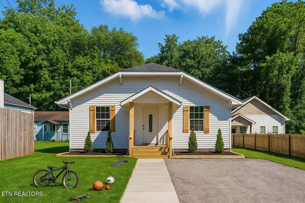 2700 Tecoma Drive, Knoxville, TN 37917