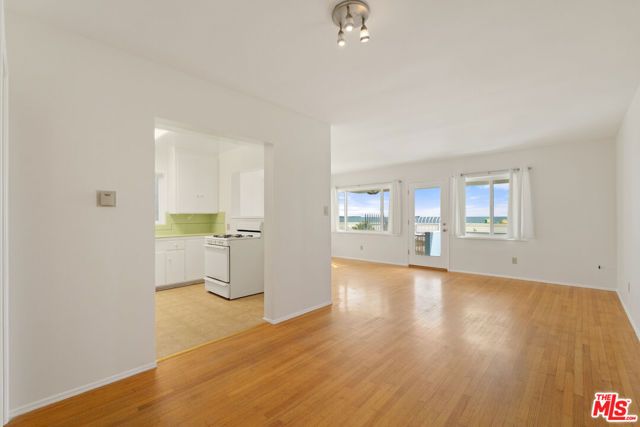 32 5th Place, Long Beach, CA 90802