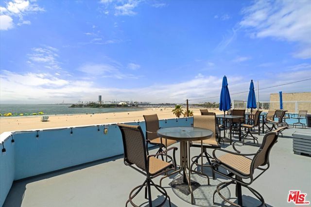 32 5th Place, Long Beach, CA 90802