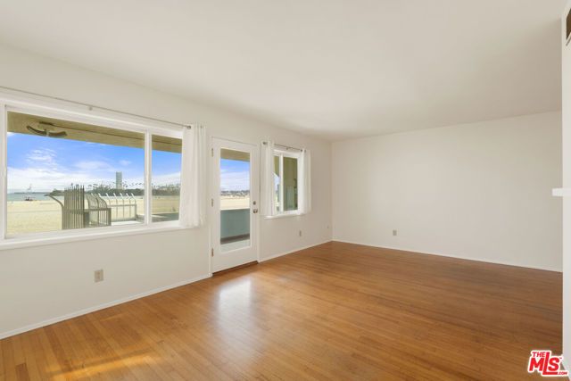 32 5th Place, Long Beach, CA 90802