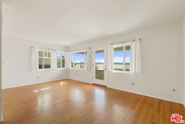 32 5th Place, Long Beach, CA 90802