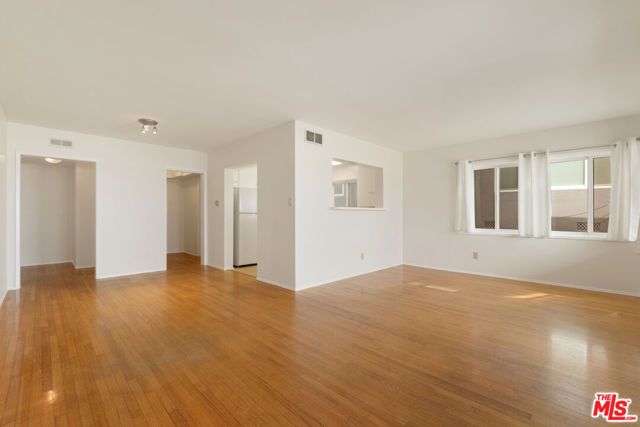 32 5th Place, Long Beach, CA 90802