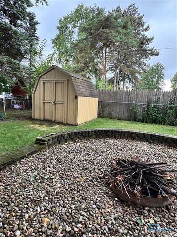 2329 Ida Drive, Toledo, OH 43613