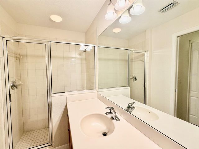 819 FAIRWAYCOVE LANE 102, Bradenton, FL 34212