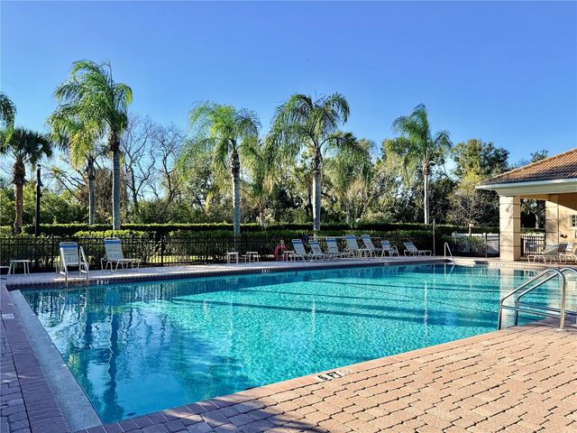 819 FAIRWAYCOVE LANE 102, Bradenton, FL 34212